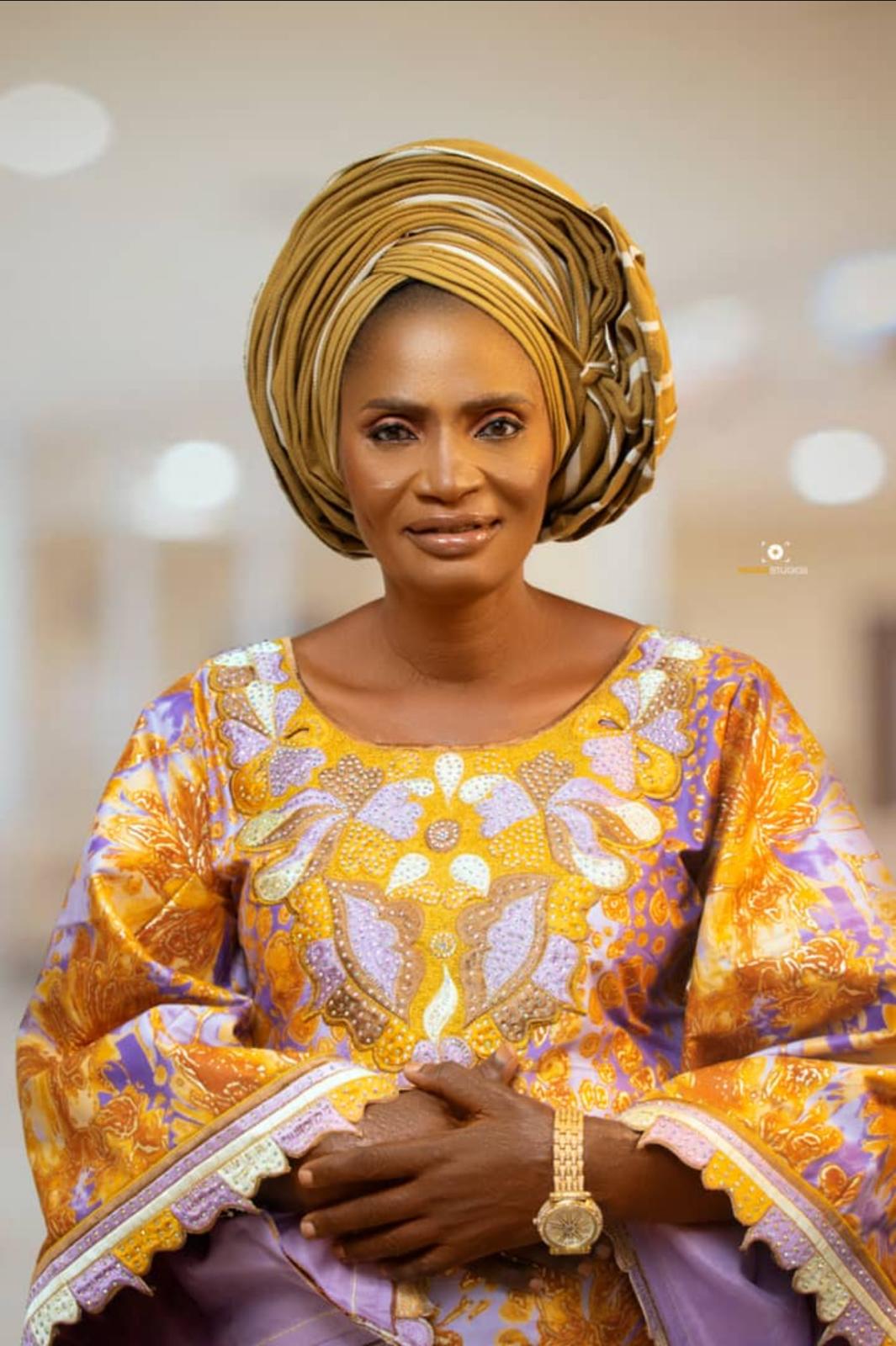 Mrs Oparinde Ronke